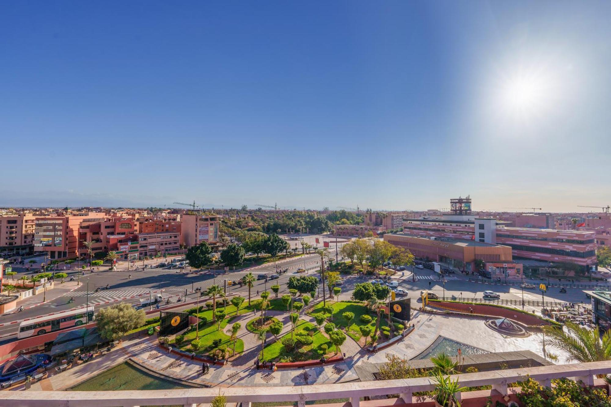 Appartement Chic Gueliz Plaza Avec Vue Marrakesh Exterior foto